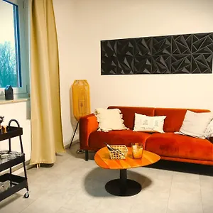 Getaway - Balkon - Kueche - Ruhe - Waesche - S-bahn - 60 Qm Apartment Duisburg